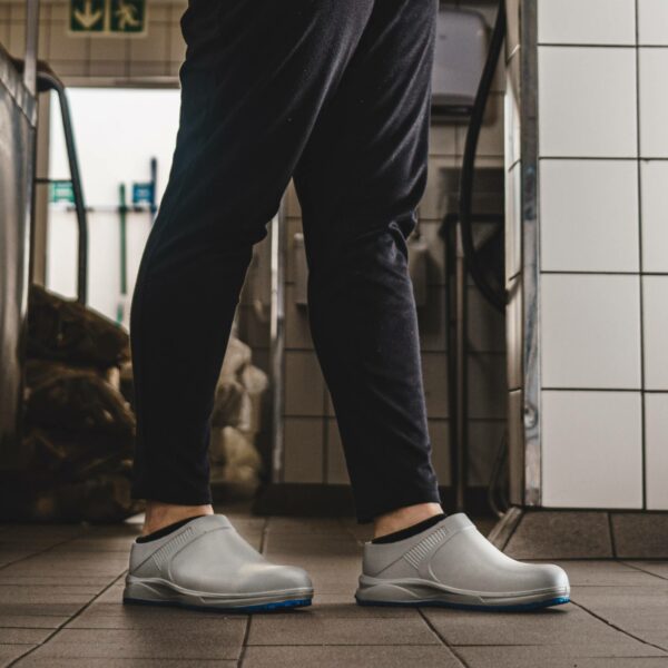 REBEL Cruiza Chef-Pro Slip-on Clog Grey and Blue REBEL Cruiza Chef-Pro Slip-on Clog Grey and Blue - Image 5